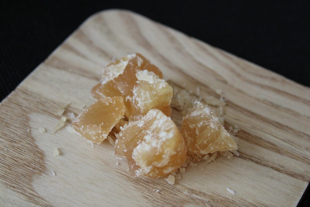 Wax, Budder oder Crumble - verschiedene Formen der Cannabinoid-Extrakte